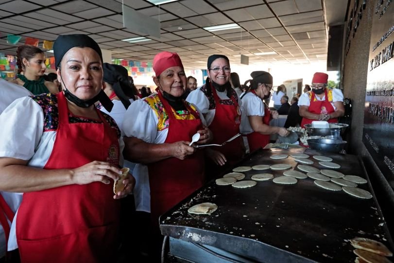 Rocha inaugura la Tradicional Gran Kermés Mexicana DIF 2023 Rocha inaugura la Tradicional Gran Kermés Mexicana DIF 2023