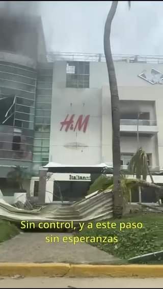 ESTO ES LO QUE EN REALIDAD PASA EN ACAPULCO.