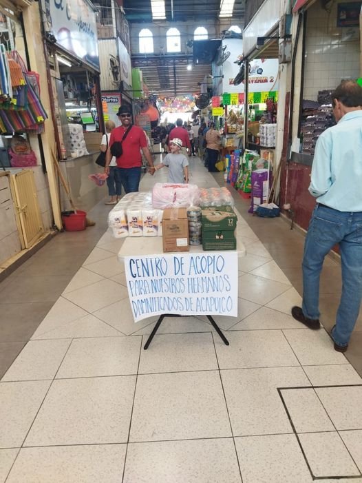 Instalan comerciantes de Mazatlán centros de acopio para afectados del huracan O