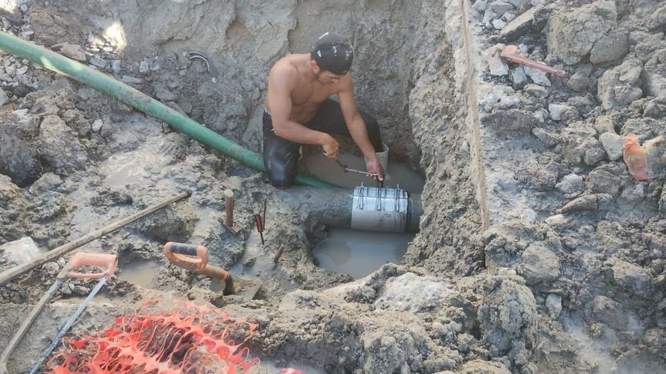 CONCLUYE REPARACIÓN Y SE RESTABLECE EL SUMINISTRO