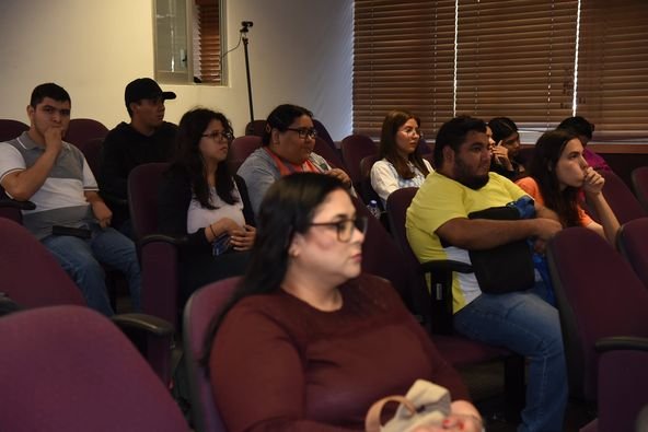Investigadores de la Facultad de Historia profundizan sobre la sociedad y la eco Investigadores de la Facultad de Historia profundizan sobre la sociedad y la eco