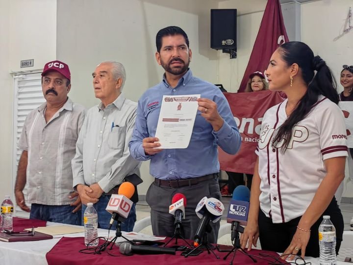 Juan Carlos Patrón desiste a la alcaldia de Mazatlán, se registra a una diputaci Juan Carlos Patrón desiste a la alcaldia de Mazatlán, se registra a una diputaci