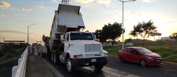*Mejora de vialidades beneficia a diversos sectores en la ciudad* *Mejora de vialidades beneficia a diversos sectores en la ciudad*