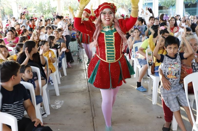 *Arrancan Gobierno Municipal y Sistema DIF Mazatlán las posadas navideñas en col