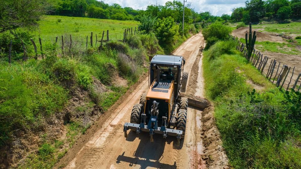 *Avanza favorablemente la reparación de caminos rurales en Mazatlán.*