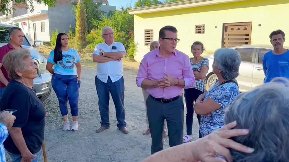 *Gobierno de Mazatlán escucha a vecinos de la colonia Sinaloa.*