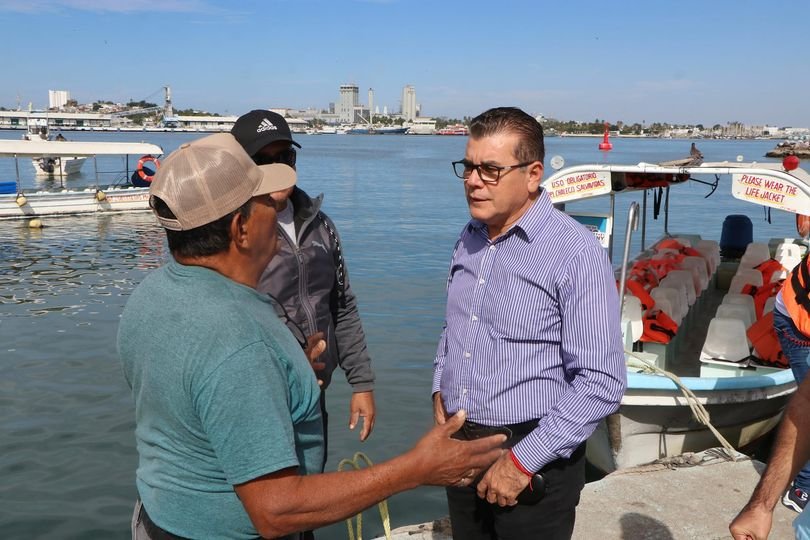 *Habrá obra pública para la Isla de la Piedra: Alcalde Edgar González.* *Habrá obra pública para la Isla de la Piedra: Alcalde Edgar González.*