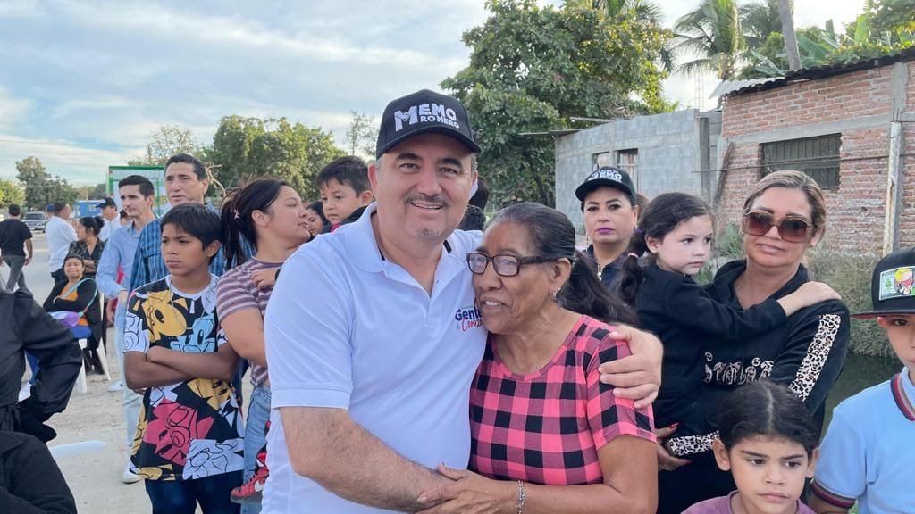 Gente de Corazón celebra a los reyes de la Azteca