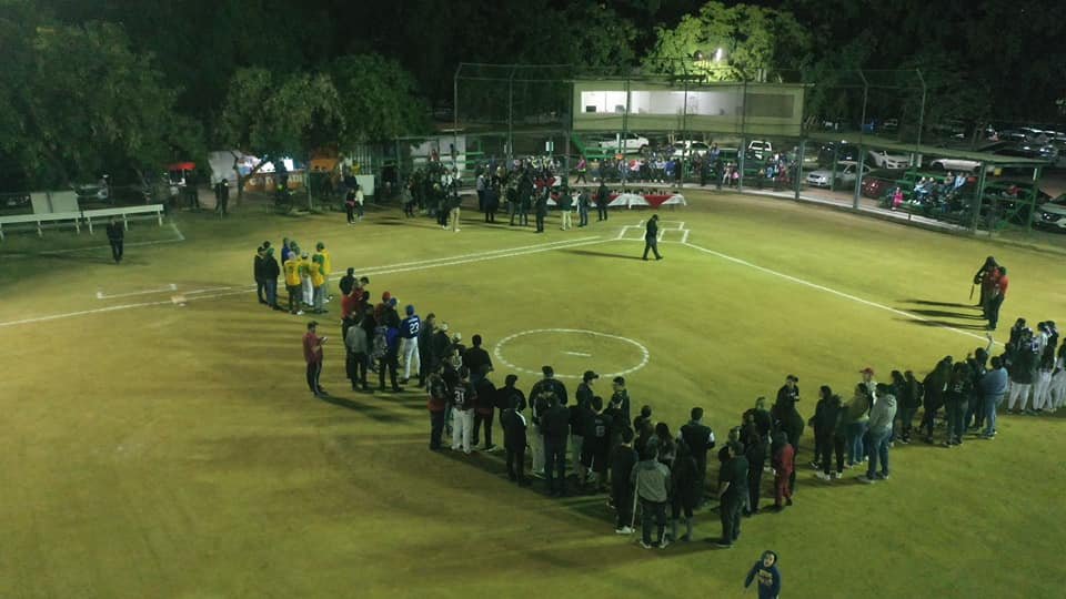 *Juan de Dios Gámez inaugura sexta temporada de la Liga Municipal de Softbol Par *Juan de Dios Gámez inaugura sexta temporada de la Liga Municipal de Softbol Par