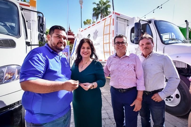 *”Los que dan la cara por el gobierno son la gente que anda en la calle trabajan
