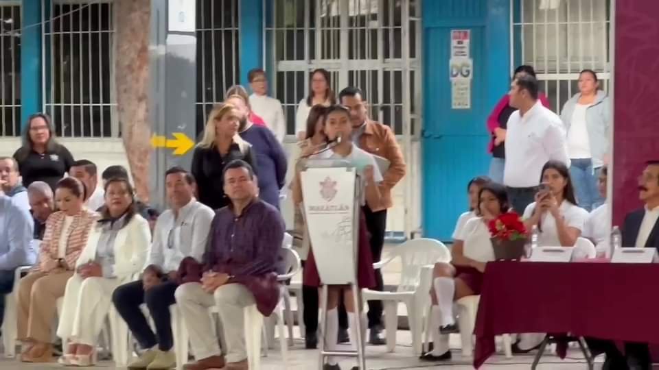 Lunes Cívico en la Escuela Secundaria Técnica 7 Pesquera