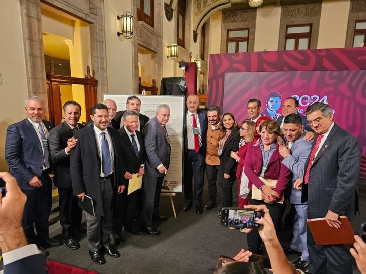 Rocha firma convenio con el presidente López Obrador para entrada en operación d