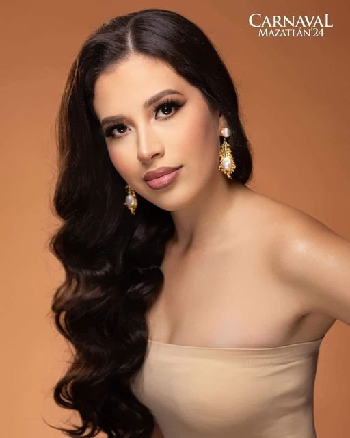 Siu Ling, Reina de los Juegos Florales del Carnaval Internacional de Mazatlán 20