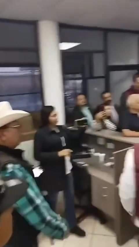Y EN GUASAVE SE REBELÓ LA MILITANCIA MORENISTA. «NOS SENTIMOS TRAICIONADOS CON E Y EN GUASAVE SE REBELÓ LA MILITANCIA MORENISTA. «NOS SENTIMOS TRAICIONADOS CON E