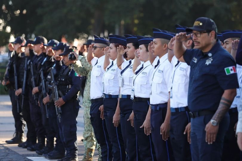 Autoridades conmemoran el aniversario de la promulgación de las Constituciones d Autoridades conmemoran el aniversario de la promulgación de las Constituciones d