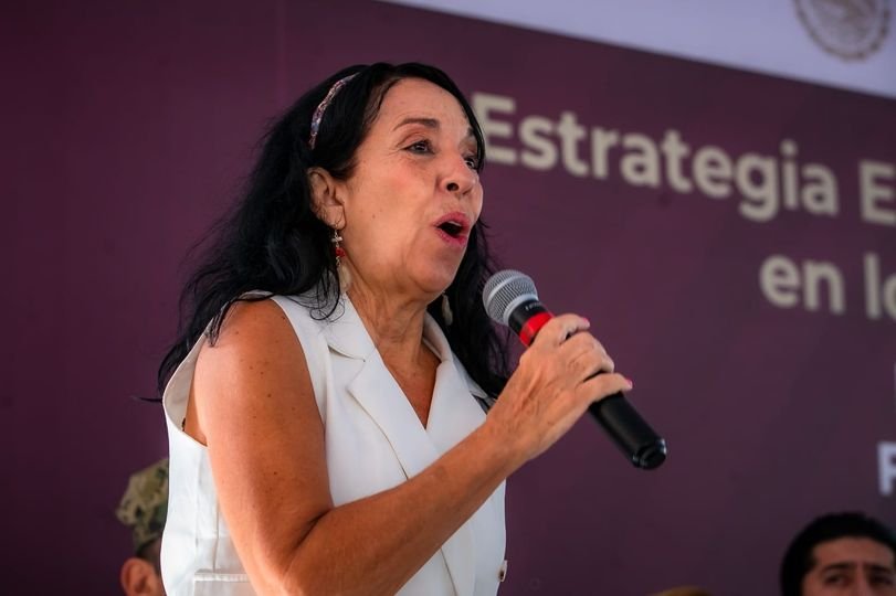 Gobernador Rocha inaugura Feria por La Paz en Culiacán, organizada por la SSyPC Gobernador Rocha inaugura Feria por La Paz en Culiacán, organizada por la SSyPC