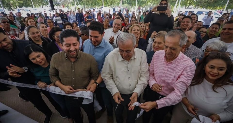 INAUGURA ROCHA REMODELACIÓN DE BOULEVARD ROSALES EN LOS MOCHIS. INAUGURA ROCHA REMODELACIÓN DE BOULEVARD ROSALES EN LOS MOCHIS.