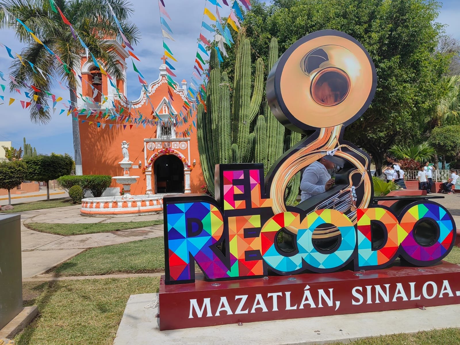 «Sinaloa con Encanto Rural» rinde homenaje a Don Cruz Lizárraga en El Recodo