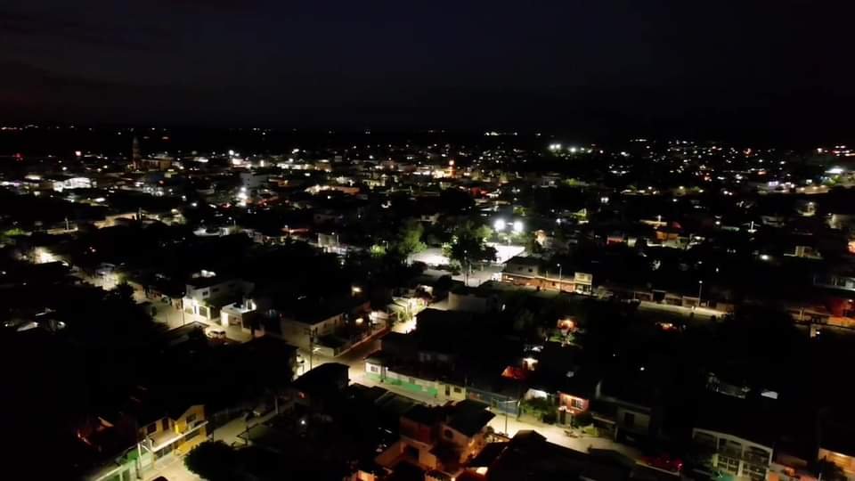 Sustitución de alumbrado público en villa unión, col. Margarita Maza de Juárez