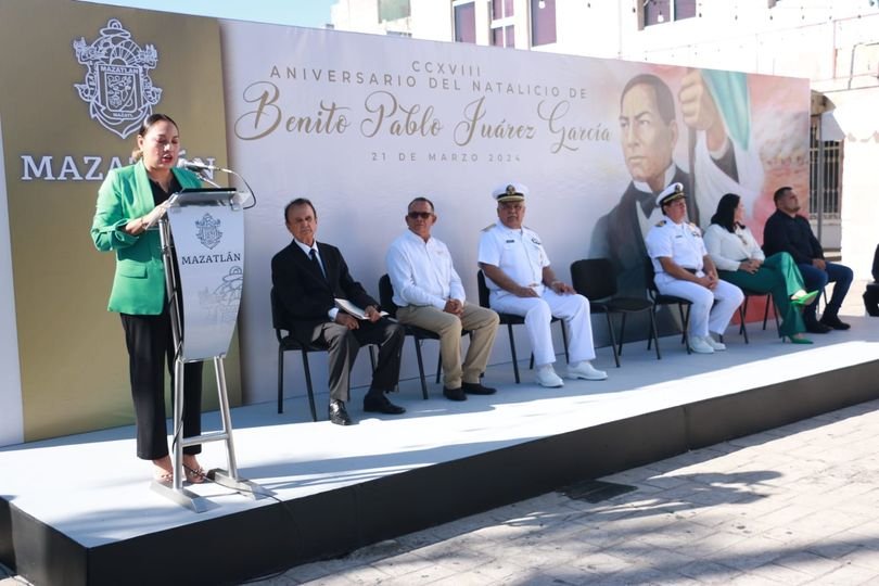*Conmemoran autoridades y logias masónicas, 218 aniversario del natalicio de Ben