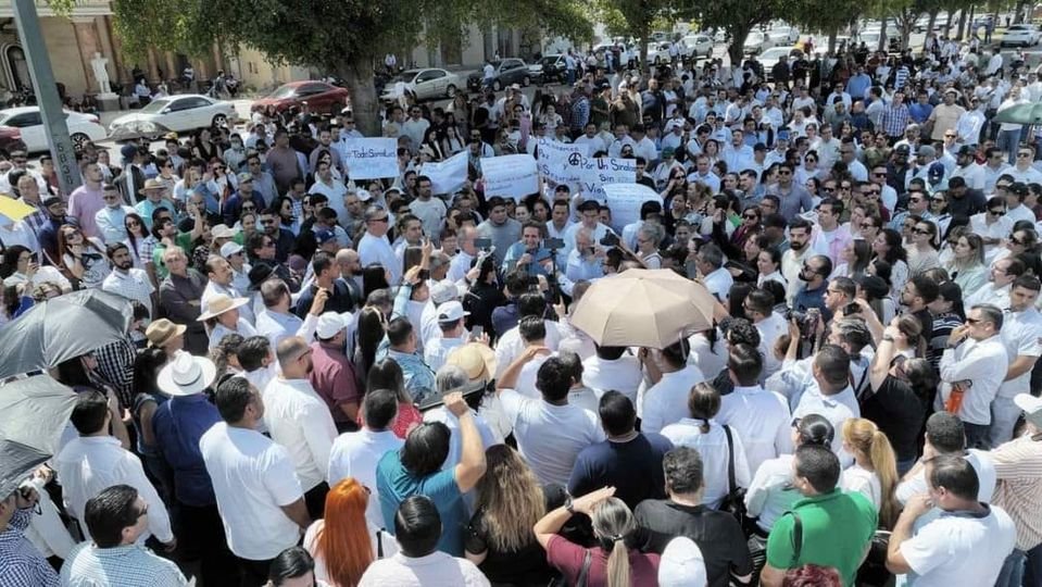 «A 48 horas de su desaparición, exigimos la libertad de nuestros compañeros Luis «A 48 horas de su desaparición, exigimos la libertad de nuestros compañeros Luis