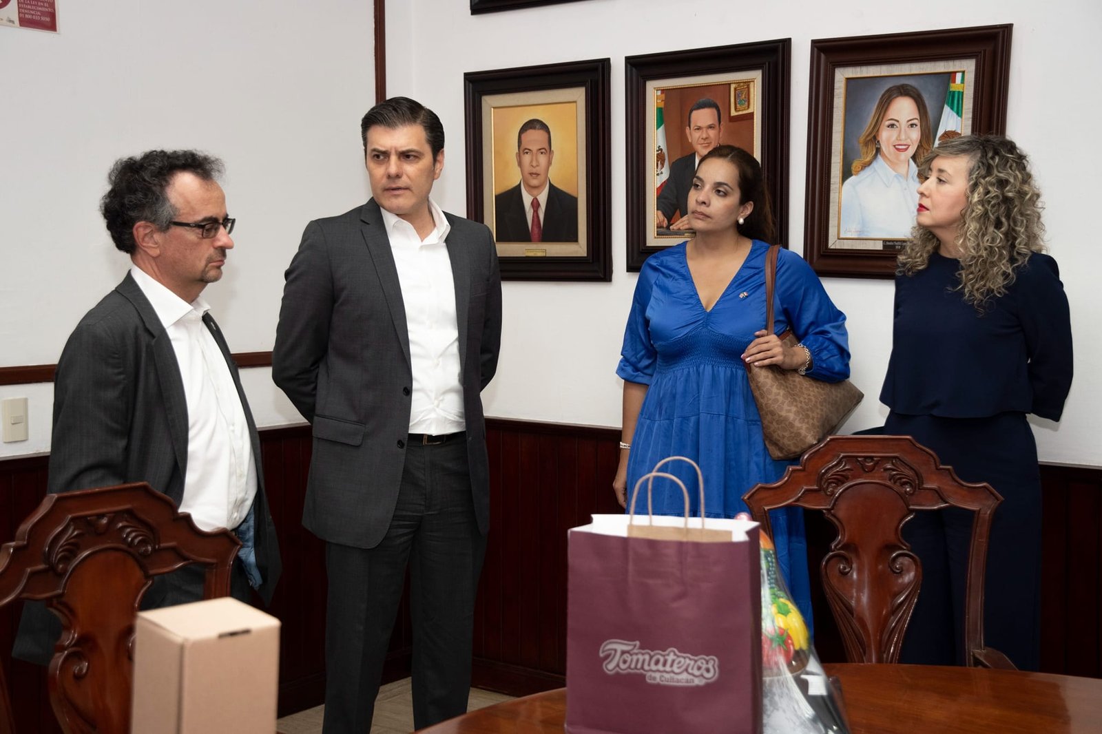 *Alcalde de Culiacán recibe al Embajador de Reino Unido en México*