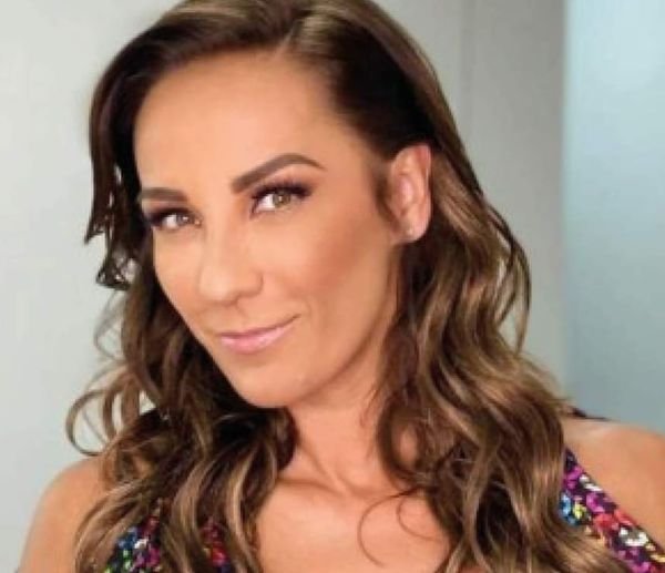 CONSUELO DUVAL TIENE UNA RELACIÓN CON UN HOMBRE 30 AÑOS MÁS JOVEN QUE ELLA