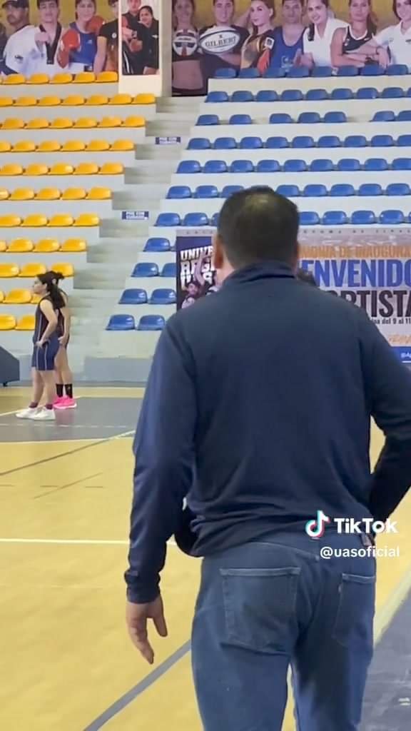 *Las águilas de la UAS se enfrentaron a las potros del ITSON en básquetbol.*