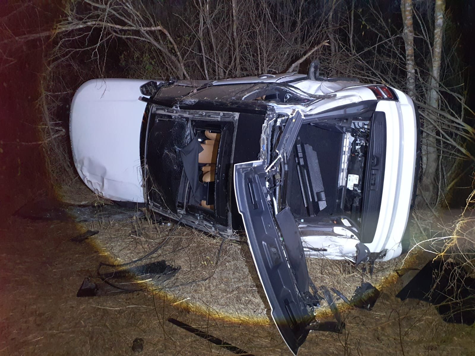 ASÍ QUEDÓ LA CAMIONETA DEL EMPRESARIO MAZATLECO ALONSO PUERTO, LUEGO DE VARIAS V