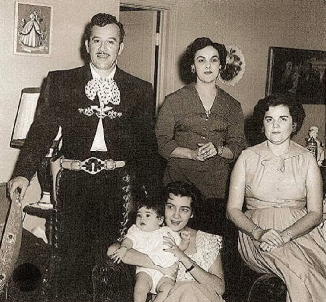 El origen de Pedro Infante se lo disputan Rosario, Mazatlán y Guamuchil.