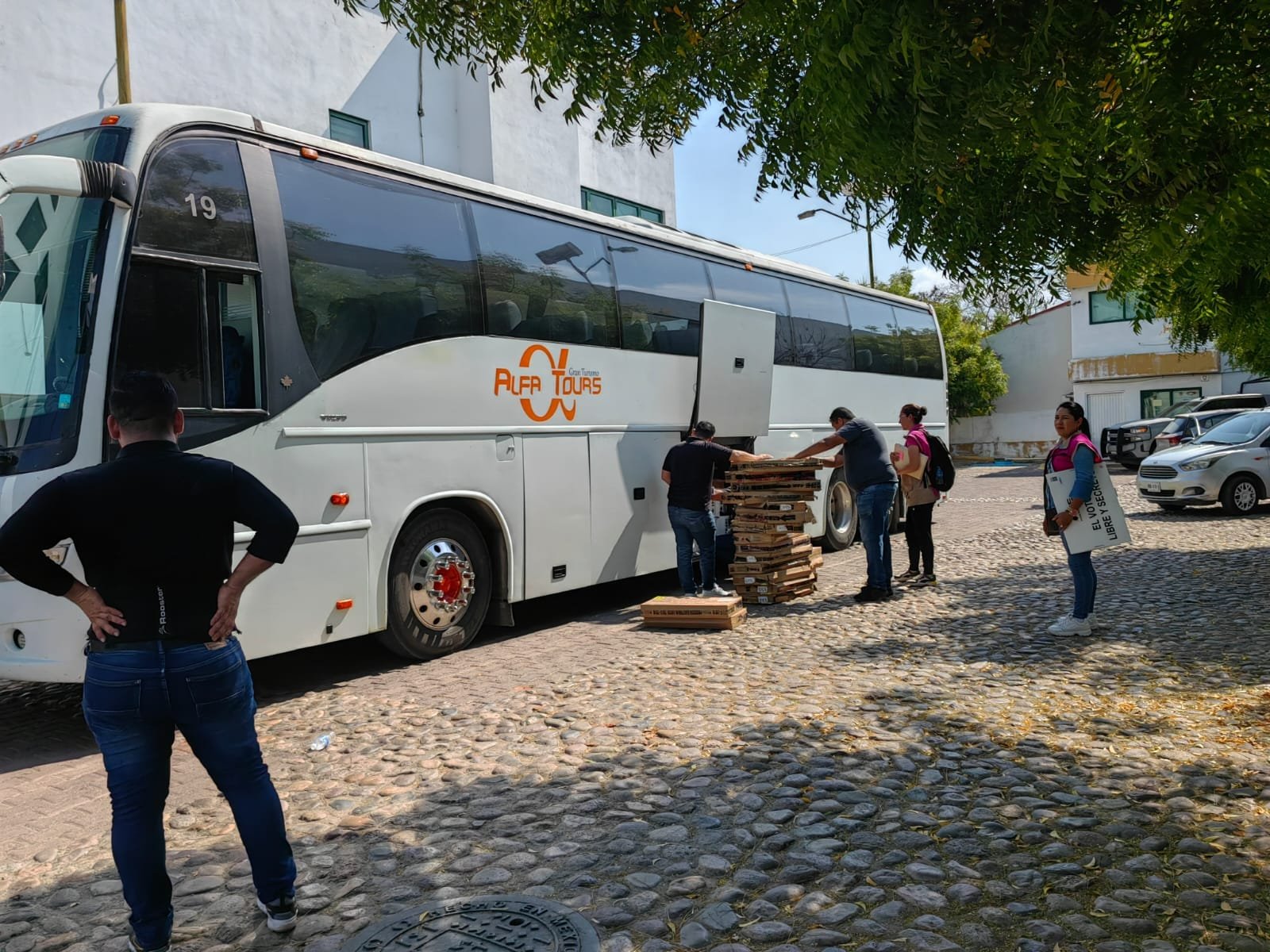 Inicia reparto de paquetes electorales del Distrito 01