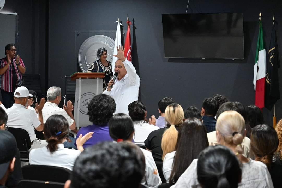 Memo Romero presenta nuevas propuestas y se consolida como el favorito para la a