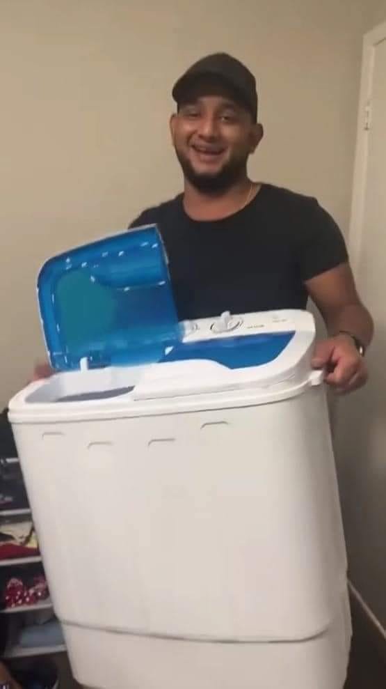 PIDIERON SU LAVADORA POR TEMU Y ESTO PASÓ.  Una pareja joven se viralizó por com