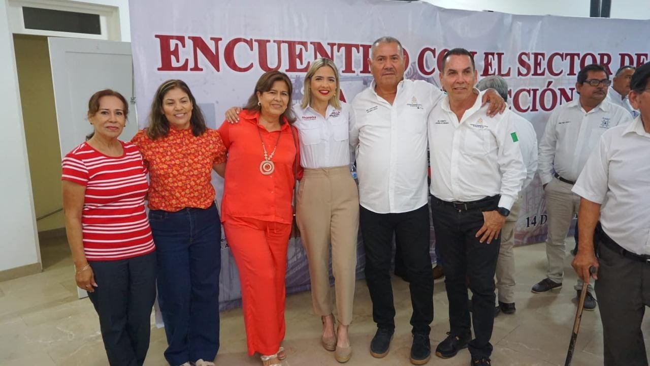 *Te vamos apoyar le dicen a Estrella Palacios los profesionales de la construcci