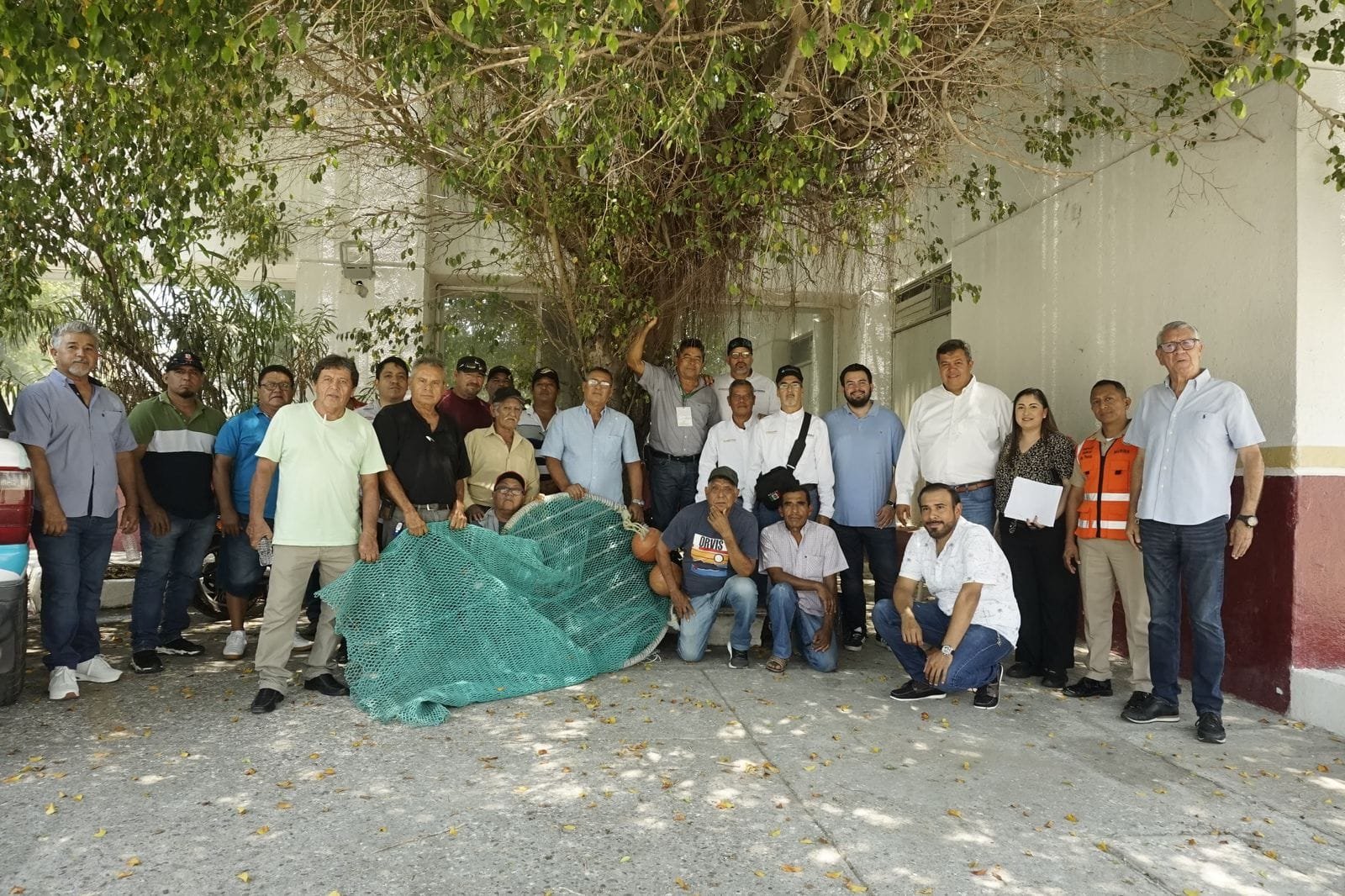 Capacitan a rederos y tripulantes en el manejo correcto de los DET y DEP