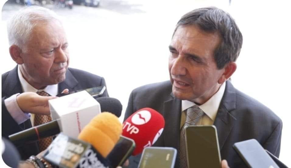 *Líderes del PAS son detenidos momentáneamente por agentes de la Fiscalía del Es