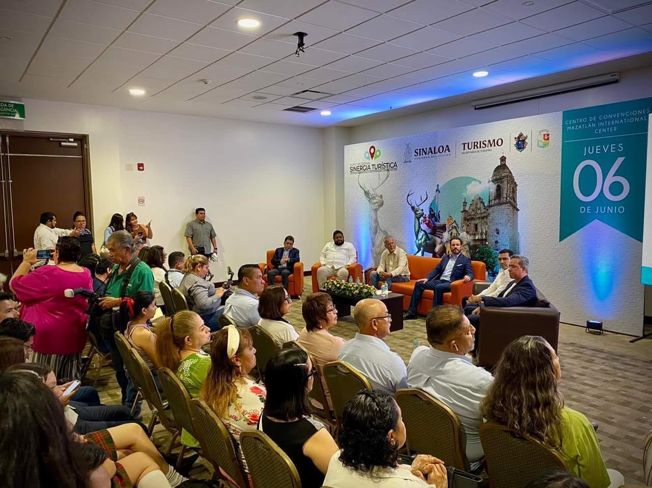 Realizan en Mazatlán el Foro Regional de Sinergia Turística Realizan en Mazatlán el Foro Regional de Sinergia Turística