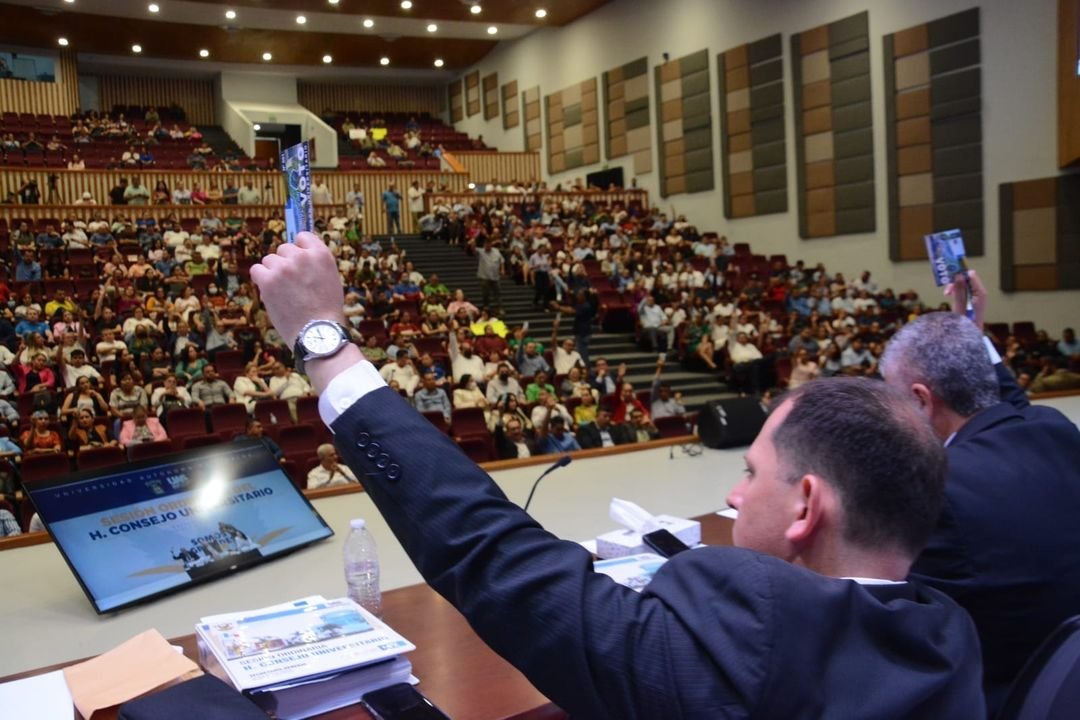 Aprueba el H. Consejo Universitario el Calendario Escolar; próximo ciclo iniciará el 26 de agosto y contempla 3 mil 631…