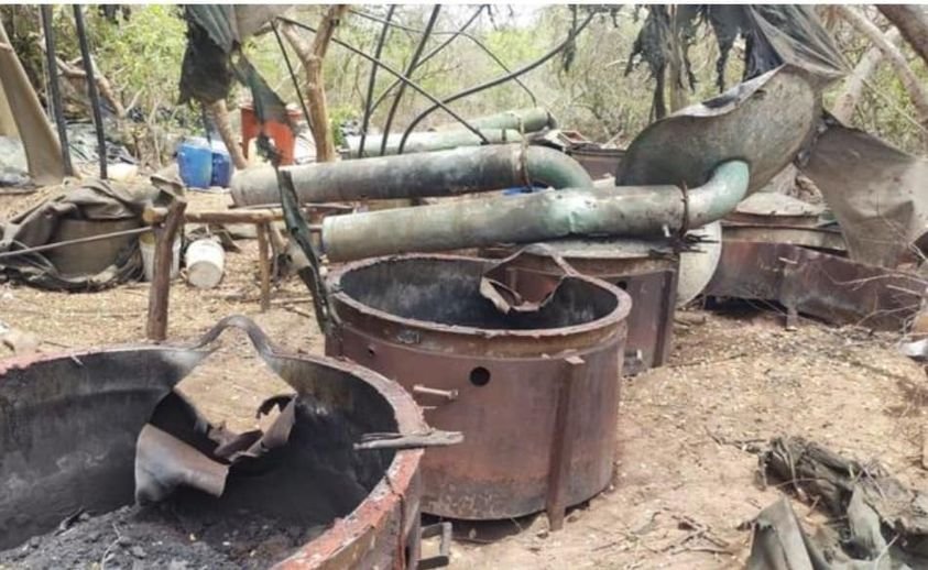 La Armada de México en coordinación con la FGR, localiza, neutraliza y desmantela un laboratorio clandestino, en el muni…