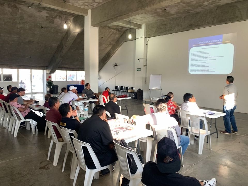 Inician actividades del Curso para Entrenadores 2024, impulsado por el Imdem