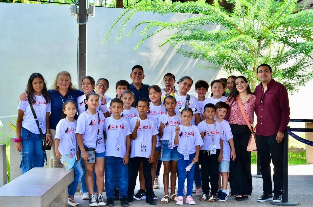 *Disfrutan anfitriones turísticos “Cuichis Noreñas” un día en el Acuario*