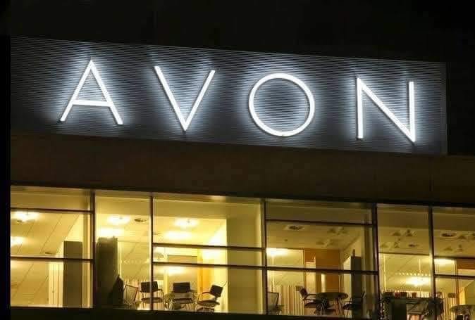 AVON SE DECLARA EN BANCARROTA EN LOS ESTADOS UNIDOS