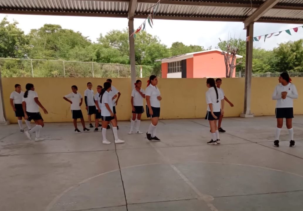 Photos from FG Noticias's post