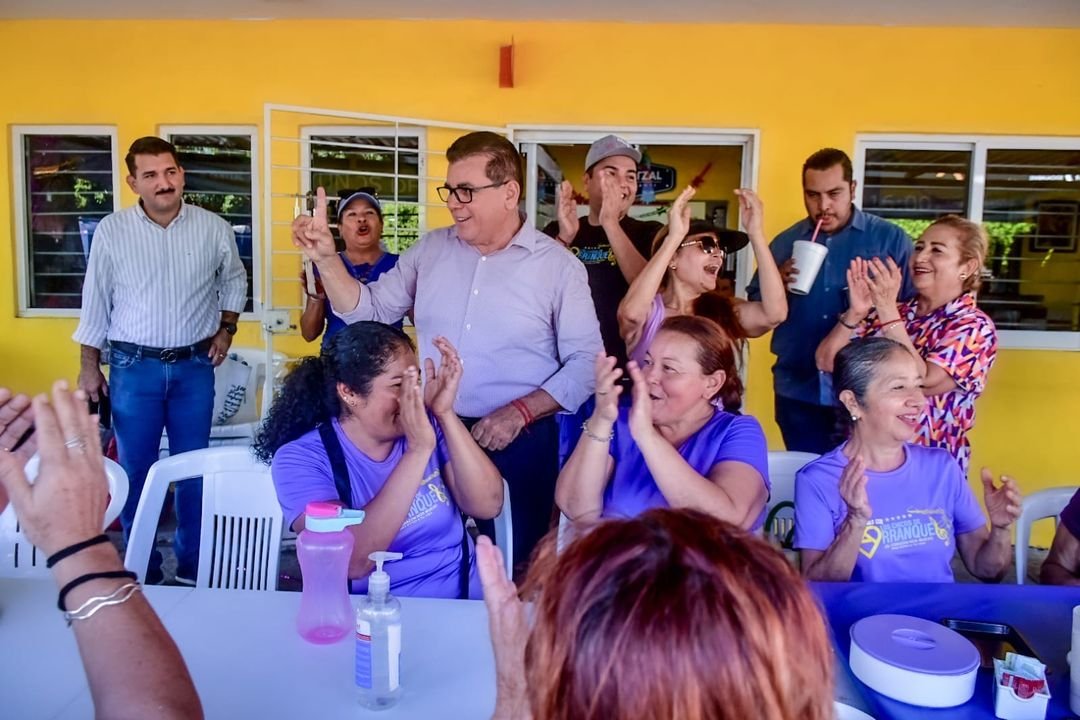 *Con obras de reencarpetado mejoran Avenida Rotarismo.*