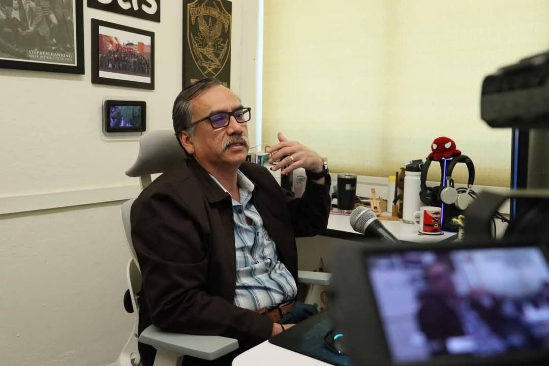 Se capacitan docentes de la UAS en el uso de herramientas de Inteligencia Artificial para potenciar el aprendizaje en el aula Se capacitan docentes de la UAS en el uso de herramientas de Inteligencia Artificial para potenciar el aprendizaje en el aula