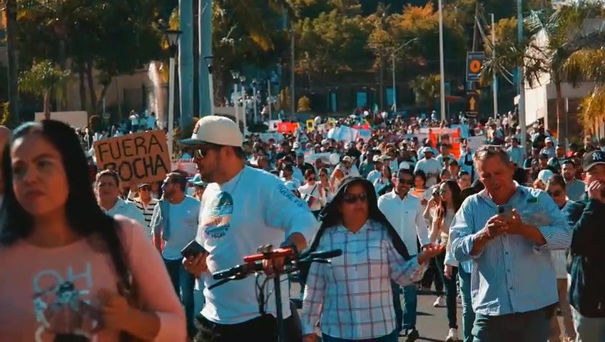 ES LAMENTABLE QUE EL GOBIERNO QUIERA POLITIZAR UN MOVIMIENTO CIUDADANO AUTÉNTICO: MIGUEL TANIYAMA ES LAMENTABLE QUE EL GOBIERNO QUIERA POLITIZAR UN MOVIMIENTO CIUDADANO AUTÉNTICO: MIGUEL TANIYAMA