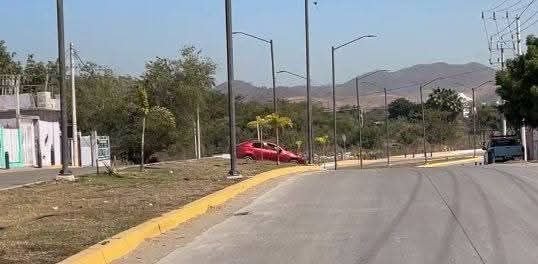 🔴Balean a un hombre en #Mazatlán; el ataque sucedió en la avenida Santa Rosa cerca del Libramiento 3 |