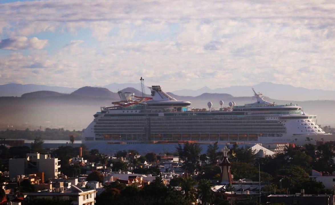 Recibe Mazatlán a más de 3 mil cruceristas este lunes Recibe Mazatlán a más de 3 mil cruceristas este lunes