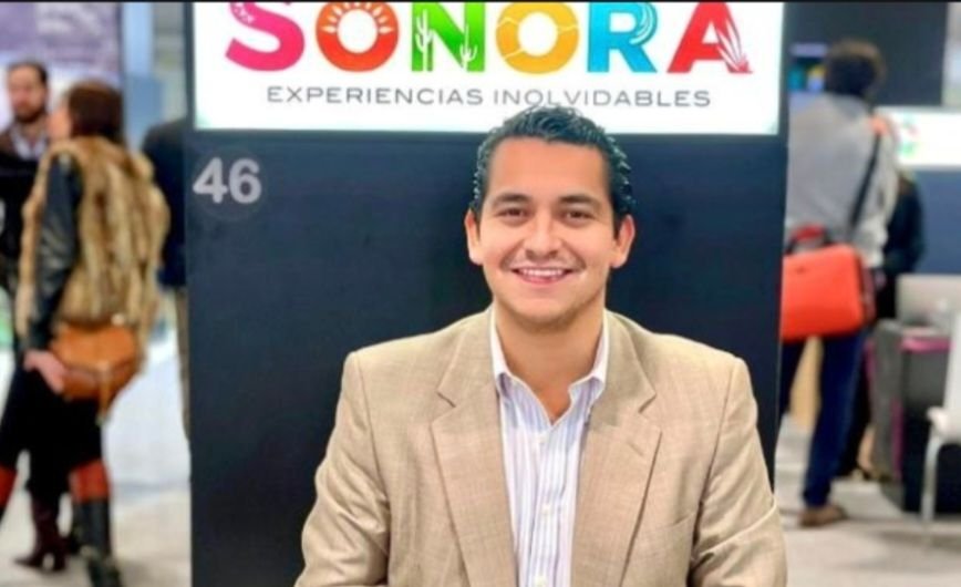 ASALTAN Y DESPOJAN DE SU VEHÍCULO AL SECRETARIO DE TURISMO DE SONORA EN LA MAXIPISTA CULIACÁN-MAZATLÁN ASALTAN Y DESPOJAN DE SU VEHÍCULO AL SECRETARIO DE TURISMO DE SONORA EN LA MAXIPISTA CULIACÁN-MAZATLÁN