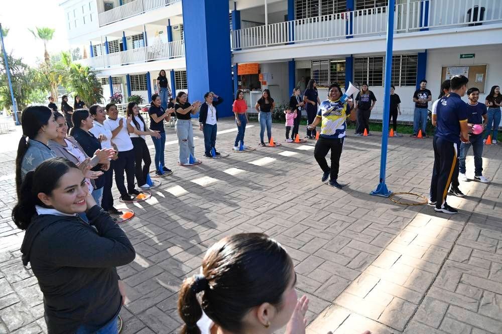 Photos from FG Noticias's post Photos from FG Noticias's post